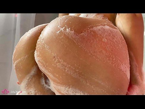 ❤️ Brunette onanerer fisse med vibrator til intens orgasme i brusebad ️ Super sex at da.pornoklinge.ru